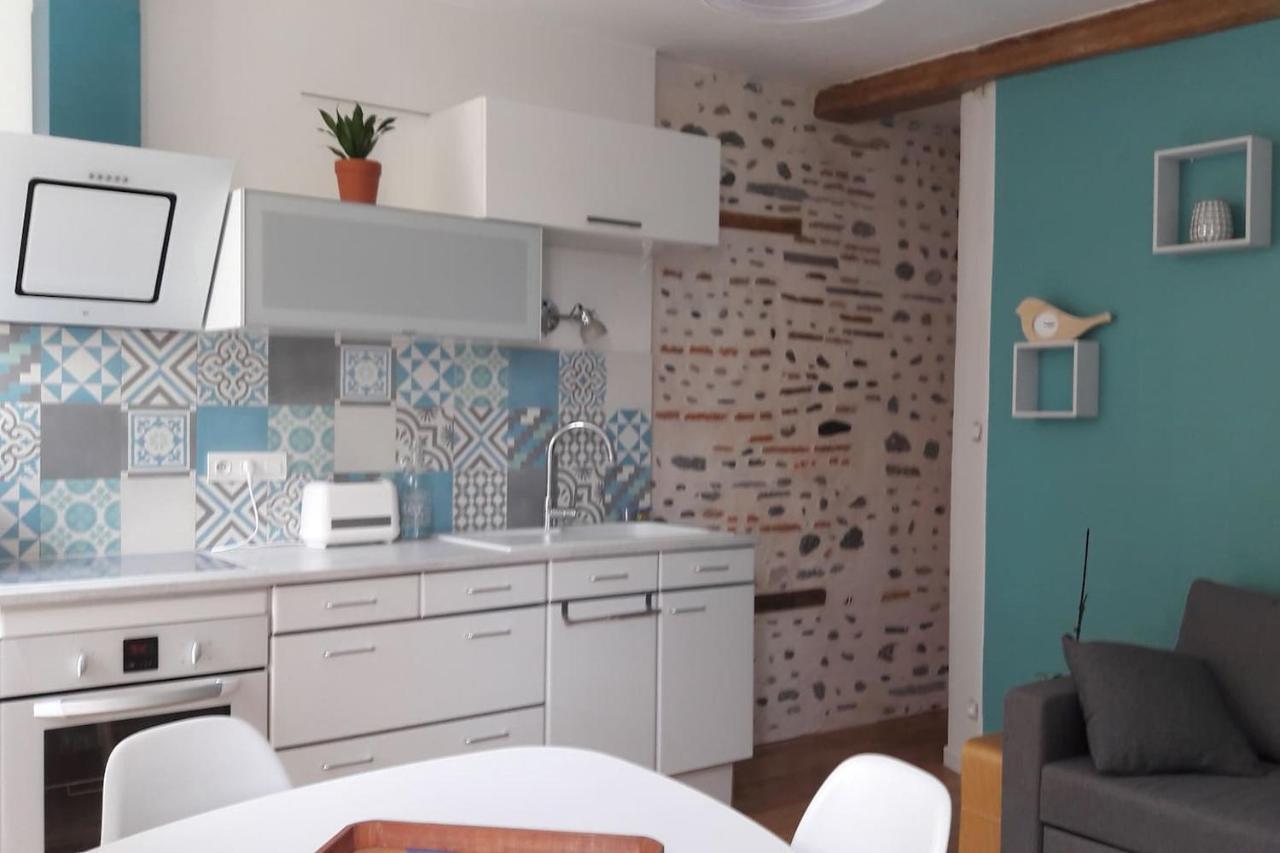 Un Appartement Lumineux Au Parc Beaumont ポー エクステリア 写真